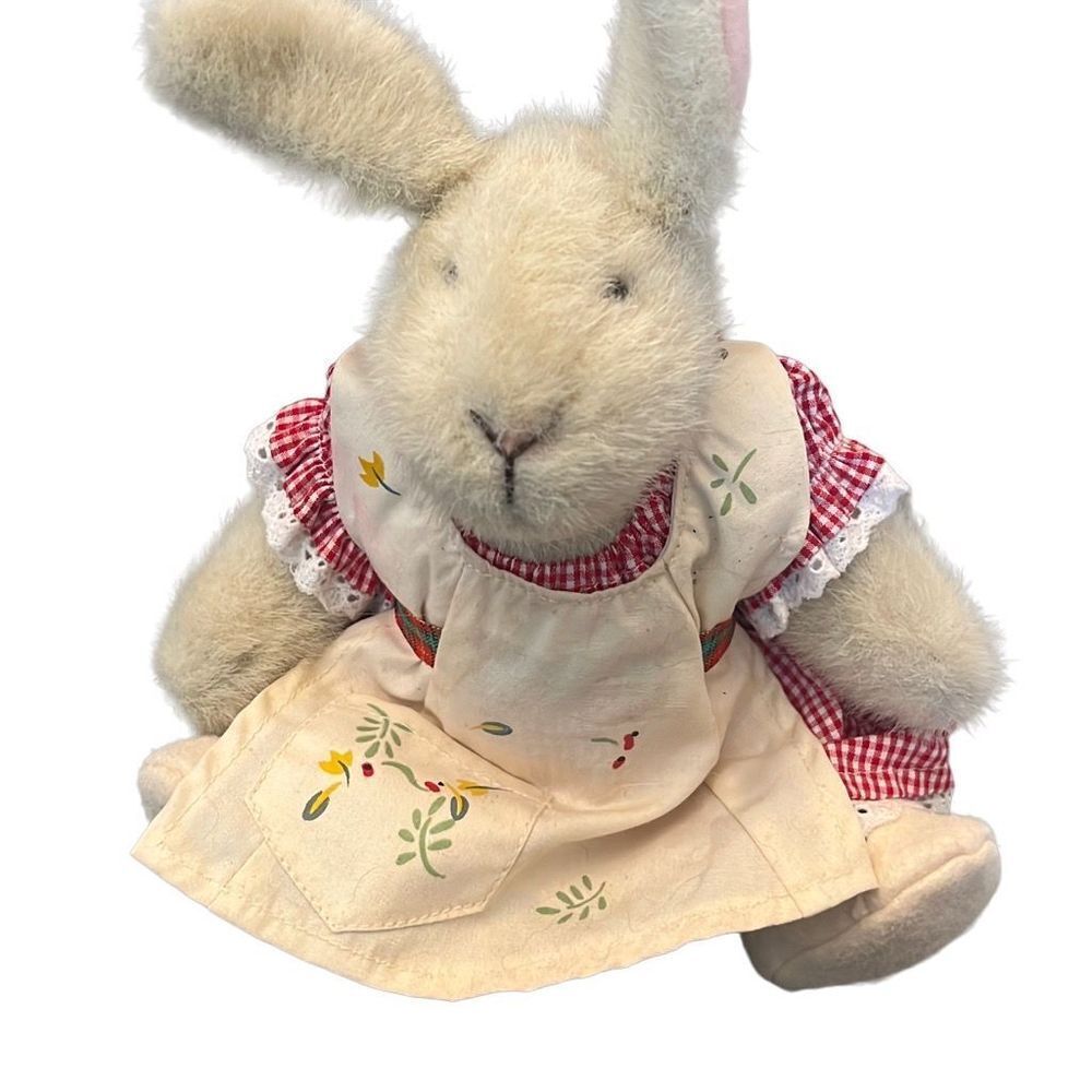 Vintage Hoppy VanderHare New England Country Christmas Stuffed Bunny